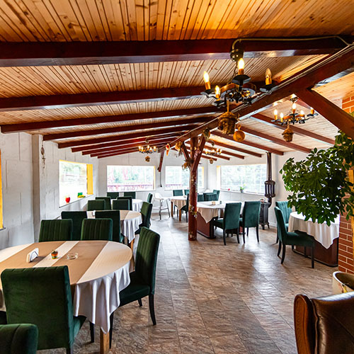 restaurant terasa interioara taverna cu vanat fundata