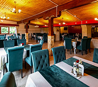 restaurant taverna cu vanat fundata brasov romania